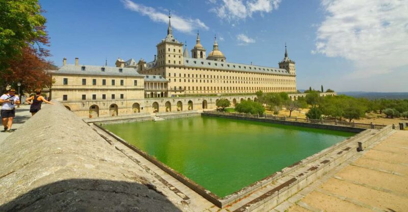 From Madrid: El Escorial, Valley and Segovia Day Trip - Exploring El Escorial’s Monastic Complex