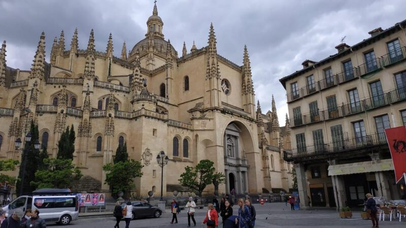 From Madrid: Half-Day or Full-Day Trip to Segovia - Segovia Cathedral’s Striking Late-Gothic Architecture