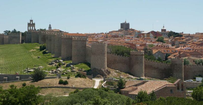 From Madrid: Private Half Day Tour to Avila - Convenient Private Transportation with Hotel Pickup in Madrid