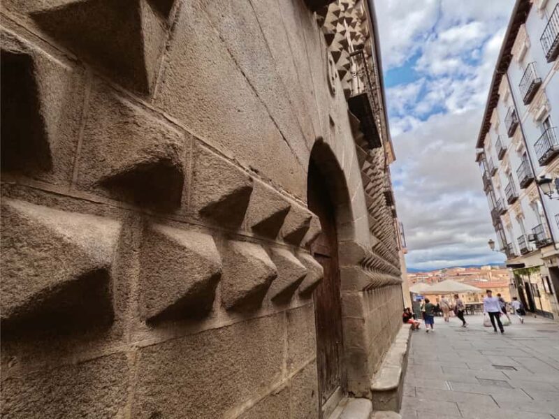 From Madrid: Segovia & Ávila Small Group: Alcázar & Walls - Sampling Regional Food and Wine in Ribera del Duero