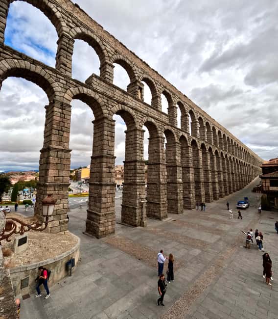 From Madrid: Segovia & Ávila Small Group: Alcázar & Walls - Why This Tour Suits Curious Travelers and Food Lovers