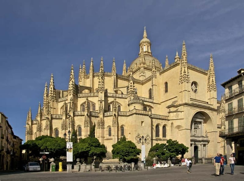 From Madrid: Segovia Guided Afternoon Tour - Admiring Segovia’s Gothic Cathedral from Outside