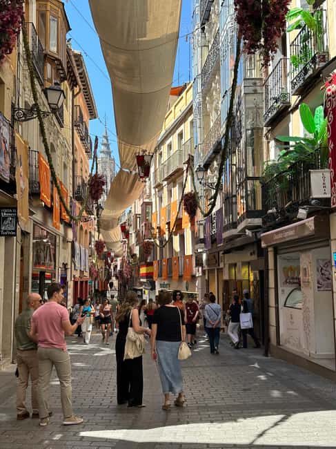 From Madrid: Travel through medieval Spain in Toledo and Segovia - Discovering Segovia’s Most Famous Landmarks