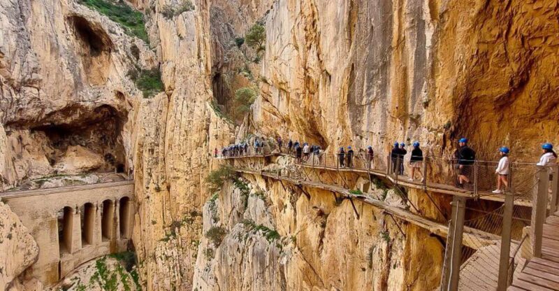 From Málaga: Caminito del Rey Guided Day Trip - The Itinerary: Stops and Breaks