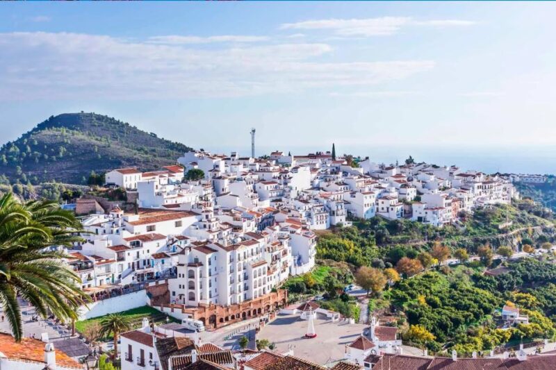 From Málaga: Caves of Nerja, Nerja and Frigiliana Day Tour - Practical Tips for Making the Most of the Tour