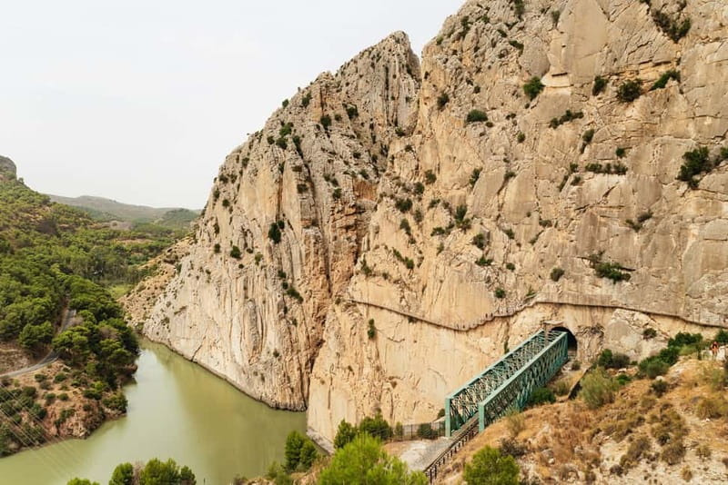 From Málaga & Costa del Sol: Caminito del Rey Guided Tour - Passing the Desfiladero de Los Gaitanes