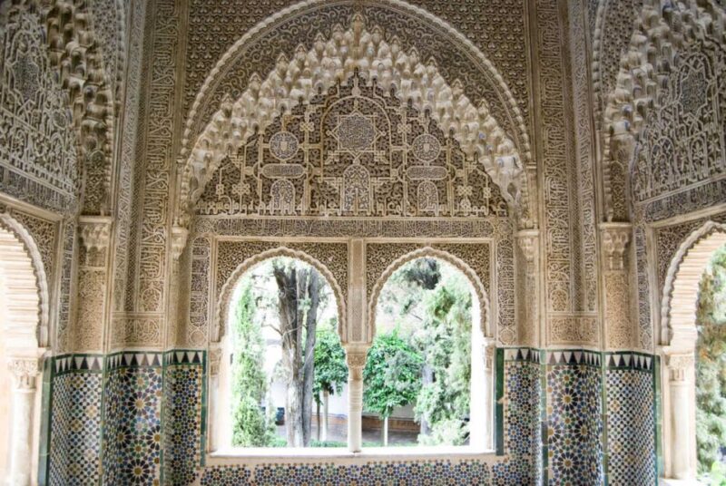 From Malaga: Granada Full-Day Trip with Alhambra - Exploring Granada’s Historic Center