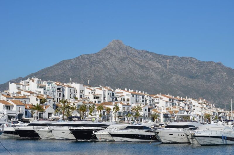From Malaga or Costa del Sol: Mijas, Marbella & Puerto Banus - Key Points