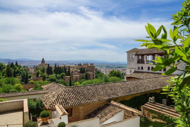 From Málaga: Sunset Alhambra Tour with Tickets - Frequently Asked Questions