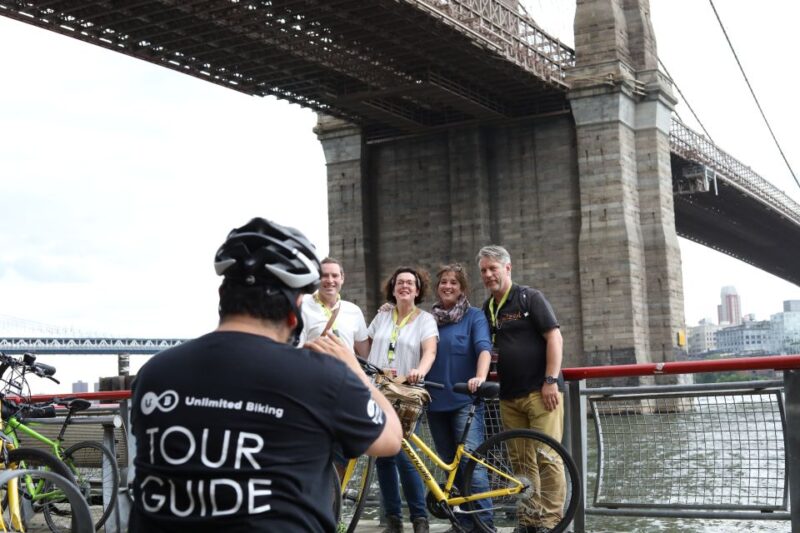 From Manhattan: 2-Hour Brooklyn Bridge Sightseeing Bike Tour - The Guides: Knowledgeable and Friendly