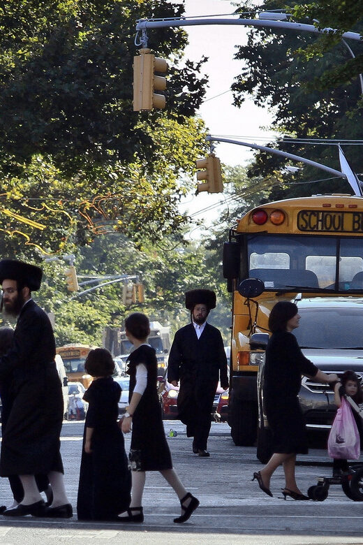 From Manhattan: 5-Hour Bronx, Queens, and Brooklyn Bus Tour - Is This Tour Right for You?