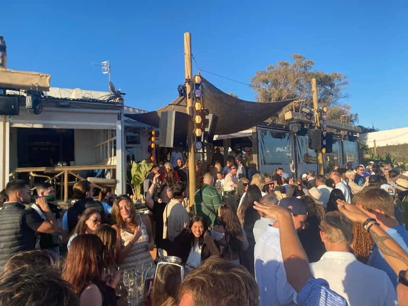 From Marbella/Estepona: Private nightlife VIP tour Transportation Drinks - Picturesque Spots for Creating Memories