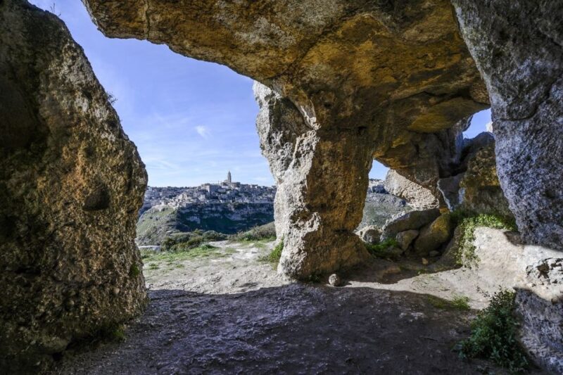 From Matera: Murgia Park Rocky Churches Tour - Guided Tour Style and Commentary