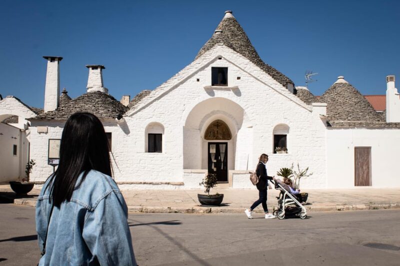 From Matera: tour of Alberobello with private transfer - Visiting UNESCO World Heritage Sites