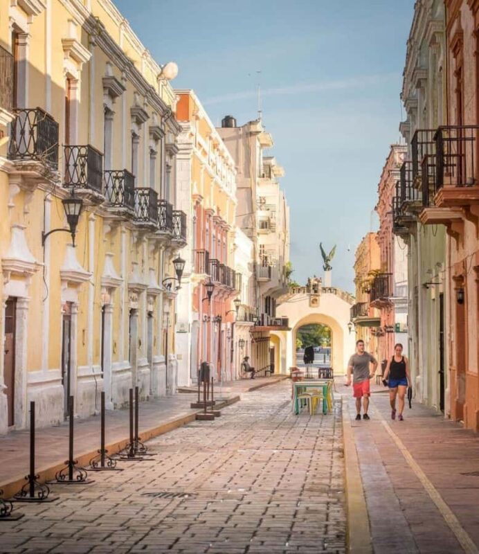 From Mérida: Campeche Day Trip with Malecón Walk - Malecón Walk and Waterfront Views