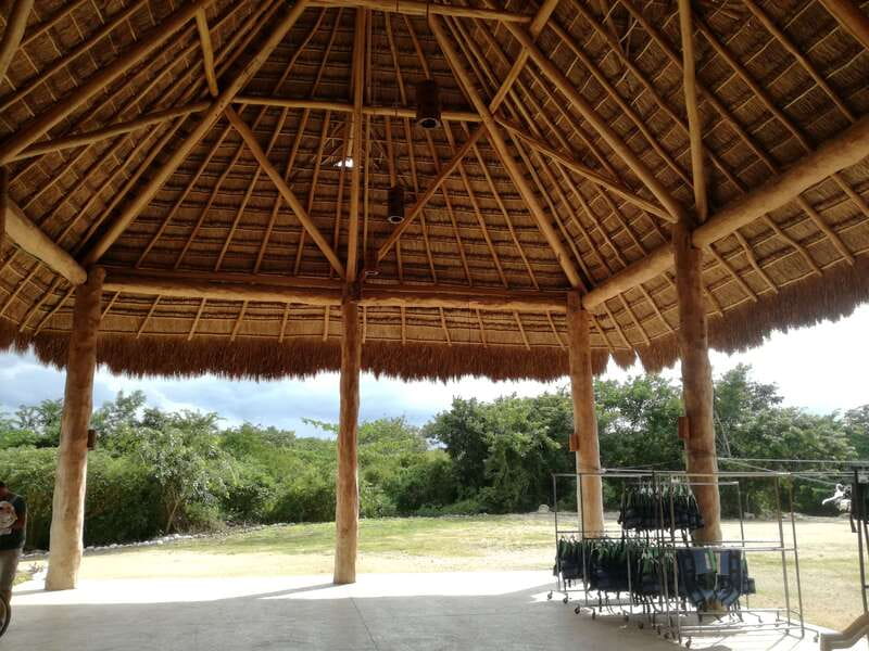 From Merida: Full-Day Cuzama Cenotes tour - Lunch and Rest at a Local Restaurant