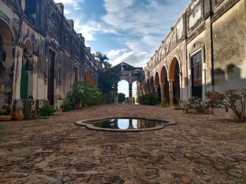 From Merida: Uxmal, Hacienda Yaxcopoil and Cenote with Lunch - Exploring Mexico’s Heritage on a Full-Day Tour from Mérida