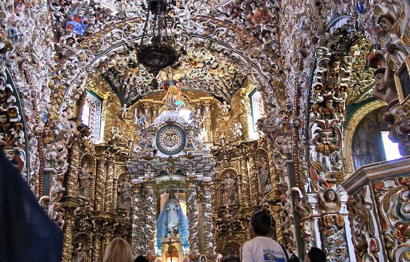 From Mexico City: Cholula Pyramid & Puebla Small Group Tour - Guides and Group Size