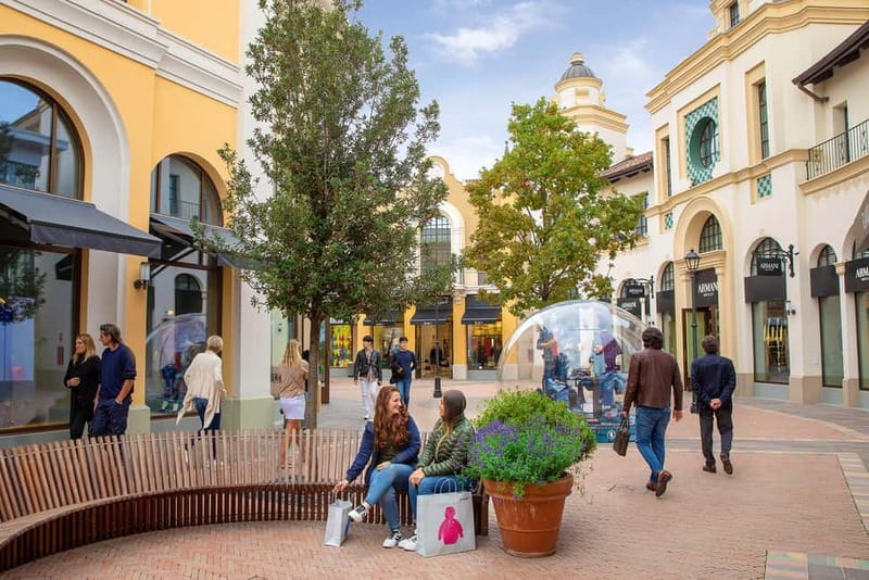 From Milan: Fidenza Shopping Express-The Bicester Collection - Key Points