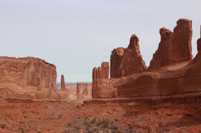 From Moab: Arches National Park 4x4 Drive and Hiking Tour - Practical Details and What to Bring