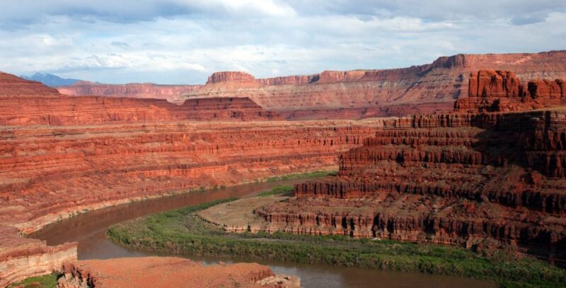 From Moab: Canyonlands 4x4 Drive and Colorado River Rafting - Key Points
