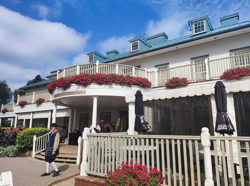 From Montreal: Private Quebec Full Day Tour - Scenic Views and Historical Landmarks in the Afternoon