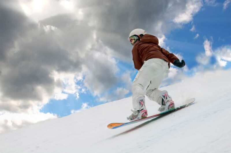 From Montreal: Skiing or Snowboarding Day Trip - Discovering Lanaudières Ski Resorts and Terrain