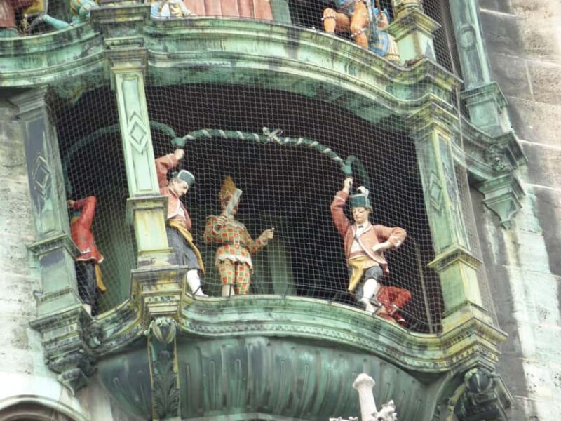 From Munich Airport: Layover City Tour with a Guide - Cultural Landmarks and Hidden Gems