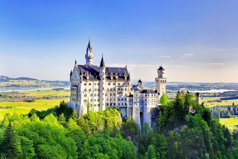 From Munich: Neuschwanstein & Linderhof Castle Full-Day Trip - Visiting Linderhof Palace: Ludwig’s Royal Retreat