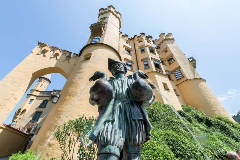 From Munich: Neuschwanstein & Linderhof Castle Full-Day Trip - Scenic Drive Through Oberammergau