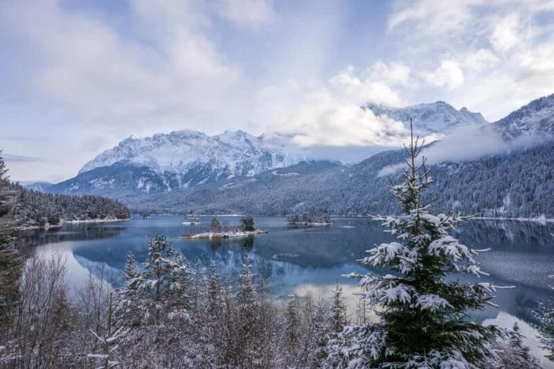From Munich: Neuschwanstein & Zugspitze, Eibsee + Austria. - Bavarian Charm in Grainau and Garmisch-Partenkirchen