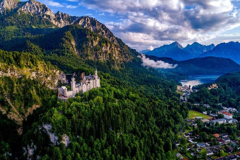 From Munich: Private Tour to Neuschwanstein Castle with Meal - Exploring the Trails and Hidden Spots Around Neuschwanstein