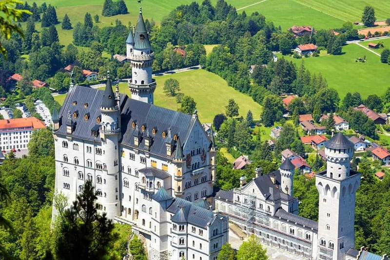 From Munich: Private Tour to Neuschwanstein Castle with Meal - Practical Details and Booking Flexibility