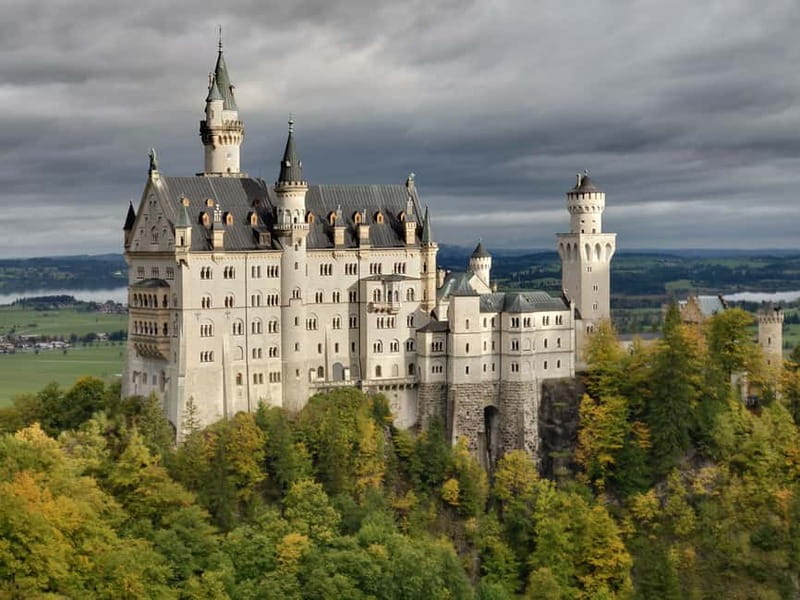 From Munich: Royal Fairytale Tour - From Munich to the Bavarian Castles and Villages