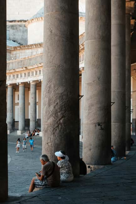 FROM NAPLES: A PANORAMIC TOUR OF THE CITY OF NAPLES - An Overview of the Naples Panoramic Tour