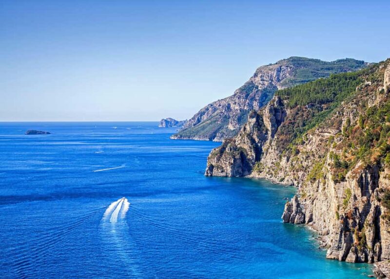 From Naples: Amalfi Coast Private Boat Exclusive Tour - The Guides and Service Quality