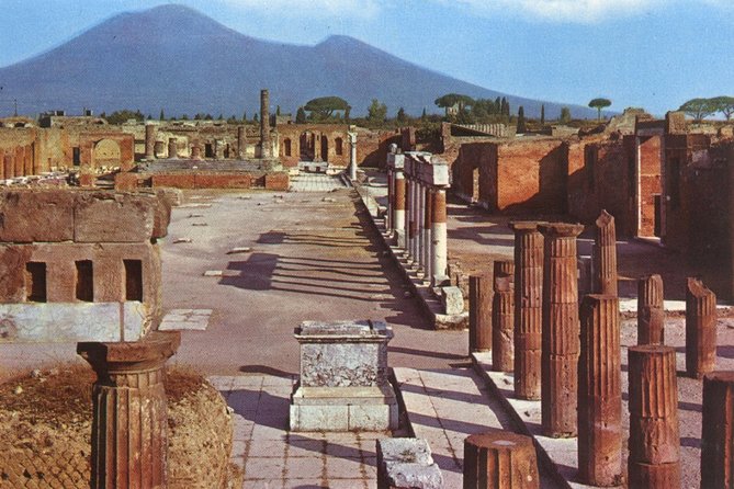 From Naples Explore Pompeii Freely with Your Personal Audioguide - Round-Trip Transportation from Naples in Comfort