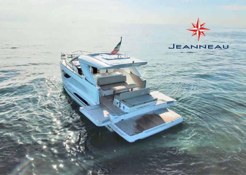 From Naples: Ischia+Procida Private Boat Exclusive Tour - Key Points