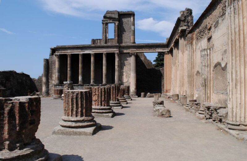 From Naples or Herculaneum: Half-Day Tour in Herculaneum - The Transportation Experience and Pick-Up Details