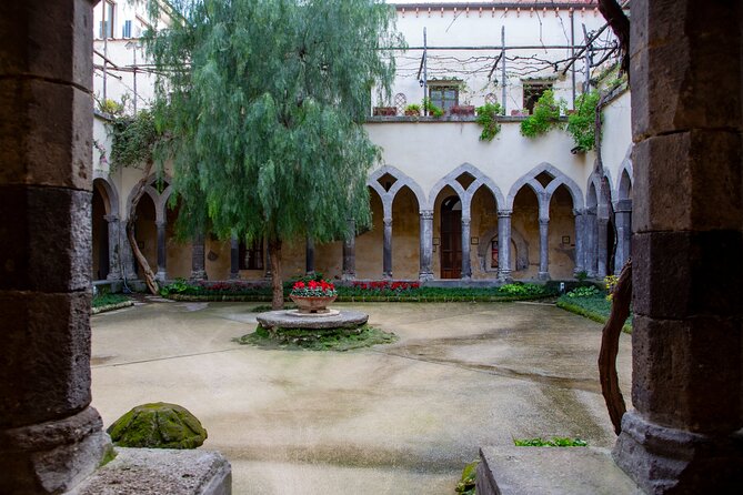 From Naples: Pompei and Sorrento with lunch - Free Time in Sorrento for Shopping and Relaxation