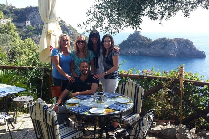 From Naples: Pompeii Entrance & Amalfi Coast Tour with Lunch - Exploring Pompeii with a Professional Guide