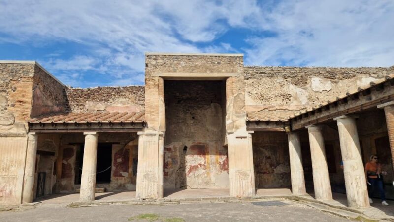 From Naples: Pompeii & Sorrento Shore Excursion with Lunch - The Meeting Point and Tour Logistics