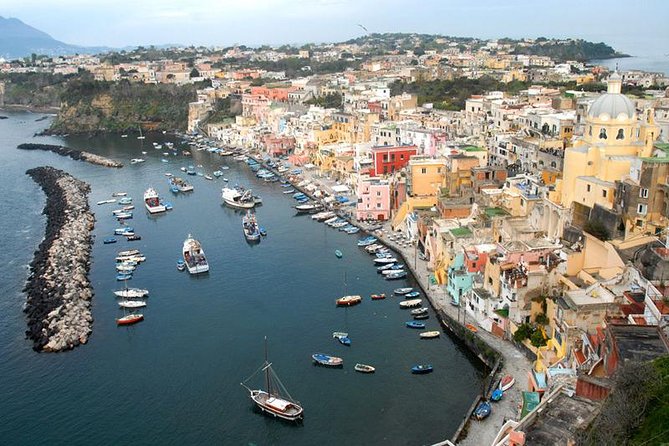 From Naples: Procida Island Day Trip with Lunch - Meeting Points and Group Size Considerations