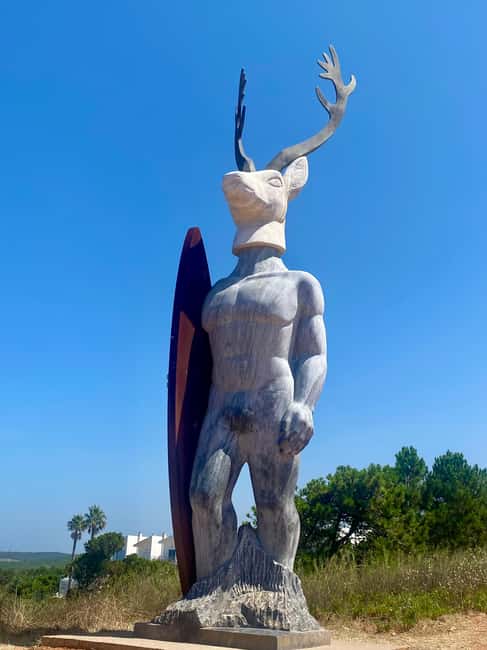 From Nazaré: Private Tour to Worlds Biggest Waves - Local Traditions and Resilient Fishermen of Nazaré