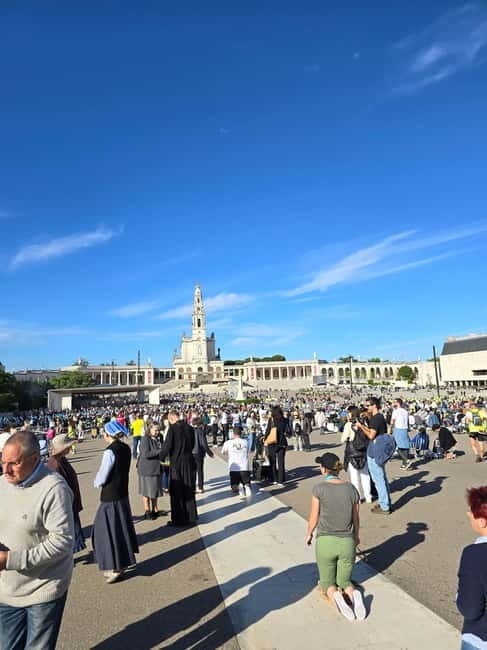 From Nazaré - Tomar, Fátima, Batalha, Alcobaça, & Óbidos - Logistics, Comfort, and Practical Tips