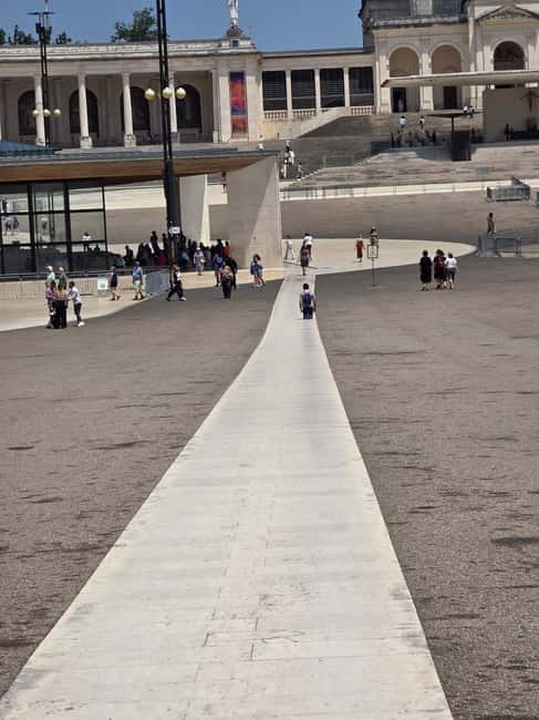 From Nazaré - Tomar, Fátima, Batalha, Alcobaça, & Óbidos - Who Will Appreciate This Tour the Most?