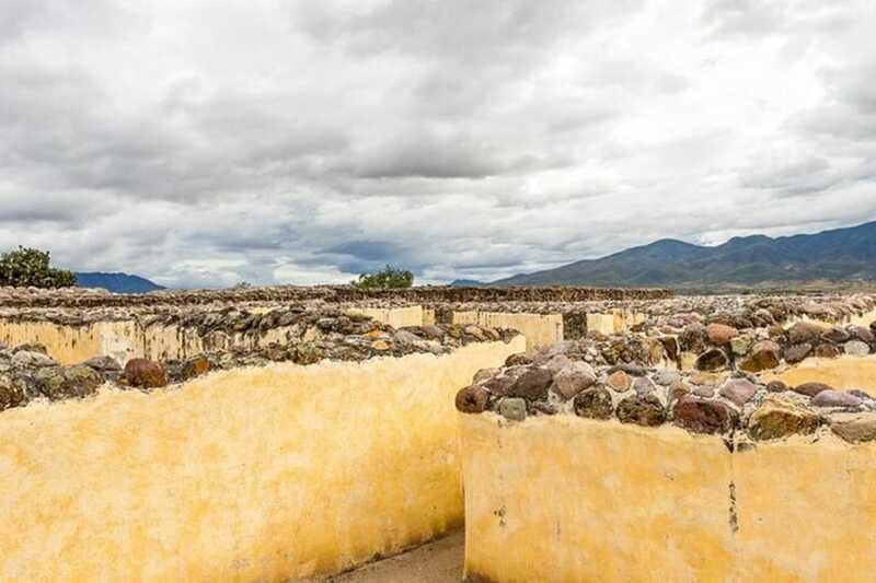 From Oaxaca: Zapotec Legacy Lambityeco, Yagul and Dainzú in a single tour - Key Points