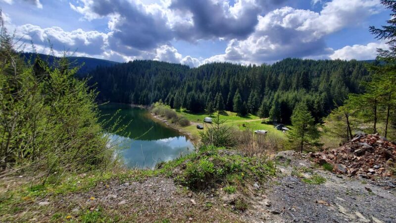 From Oradea: Mountain Bike around Lake Dragan - Highlights of the Lake Dragan Mountain Bike Tour