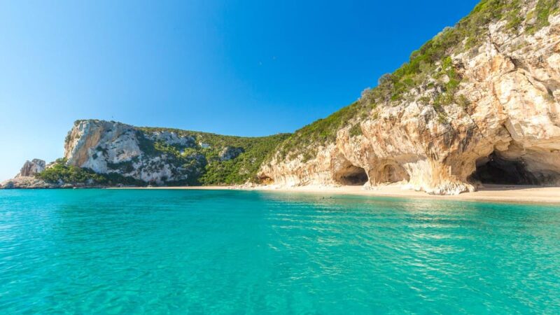 From Orosei/Dorgali: Hike to Cala Luna - Guided Day Trip - Guided by Passionate Experts: The Role of the Guides