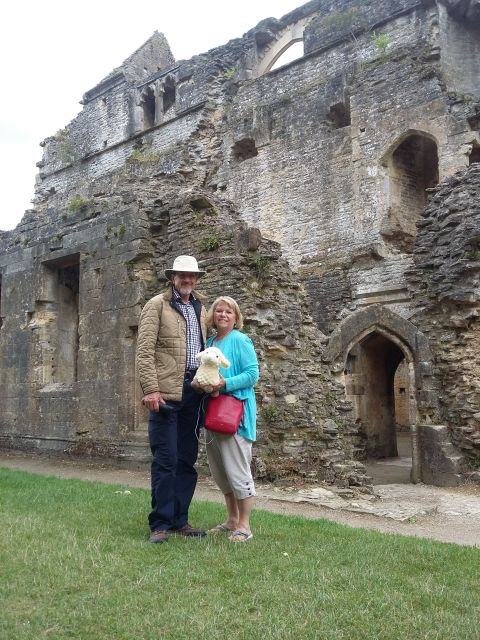 From Oxford: Cotswolds Towns and Villages Small Group Tour - Lunch in Bourton-on-the-Water